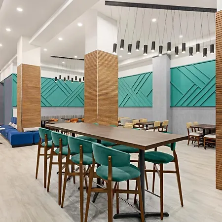 Holiday Inn Lic - Laguardia West, An Ihg Hotel-2